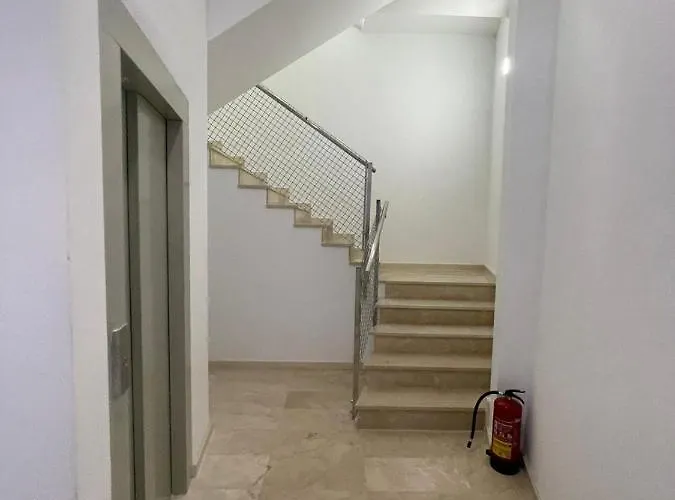 Centro 1 * Ρόντα